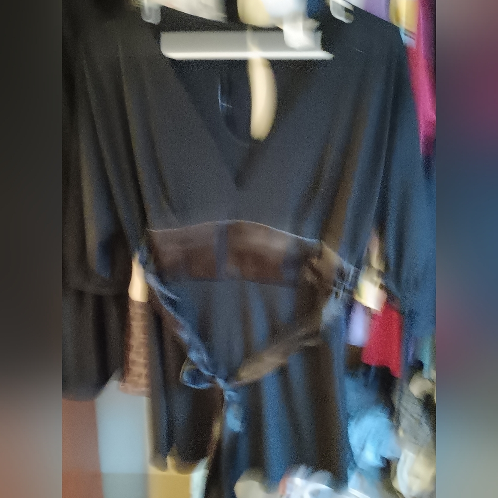 Studio Y Black Cute top with bow Size M